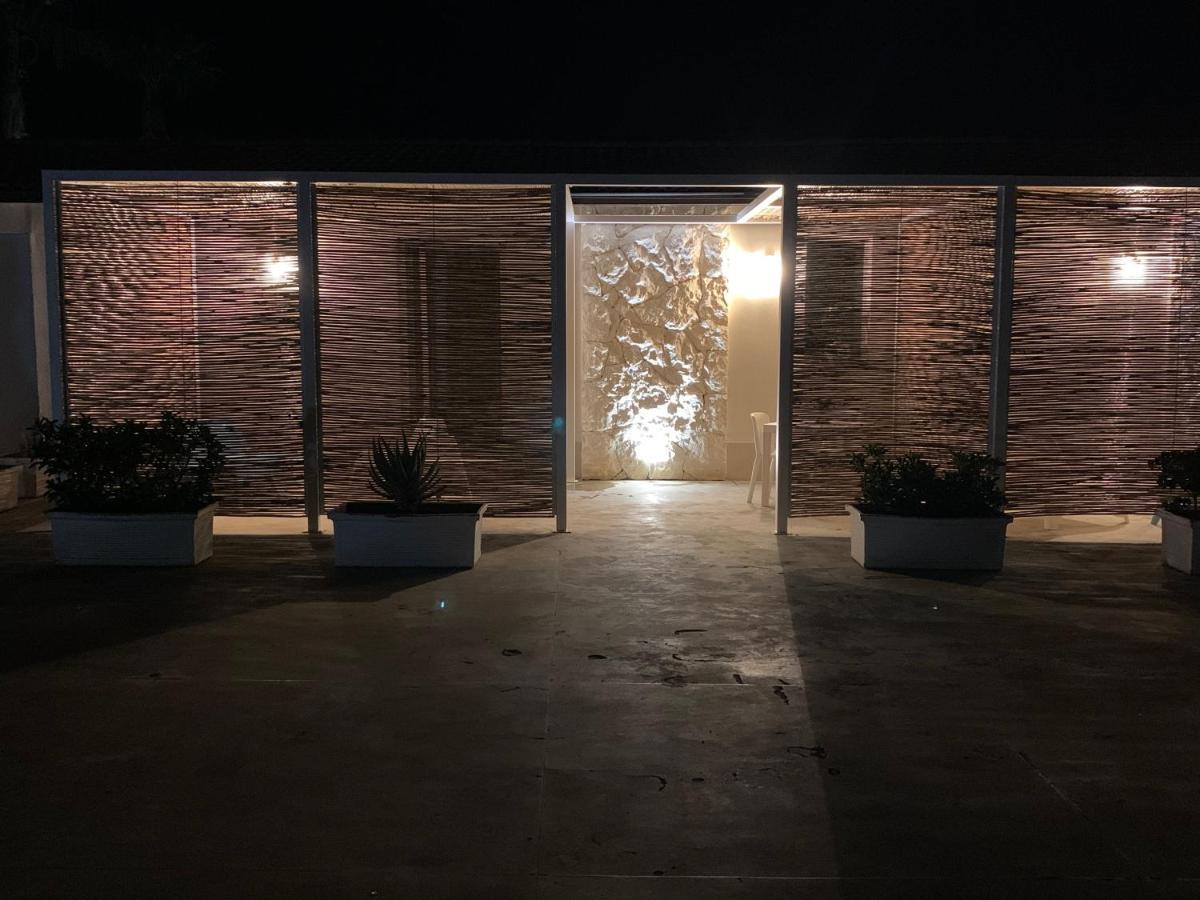 Sicilynice Avola Buitenkant foto