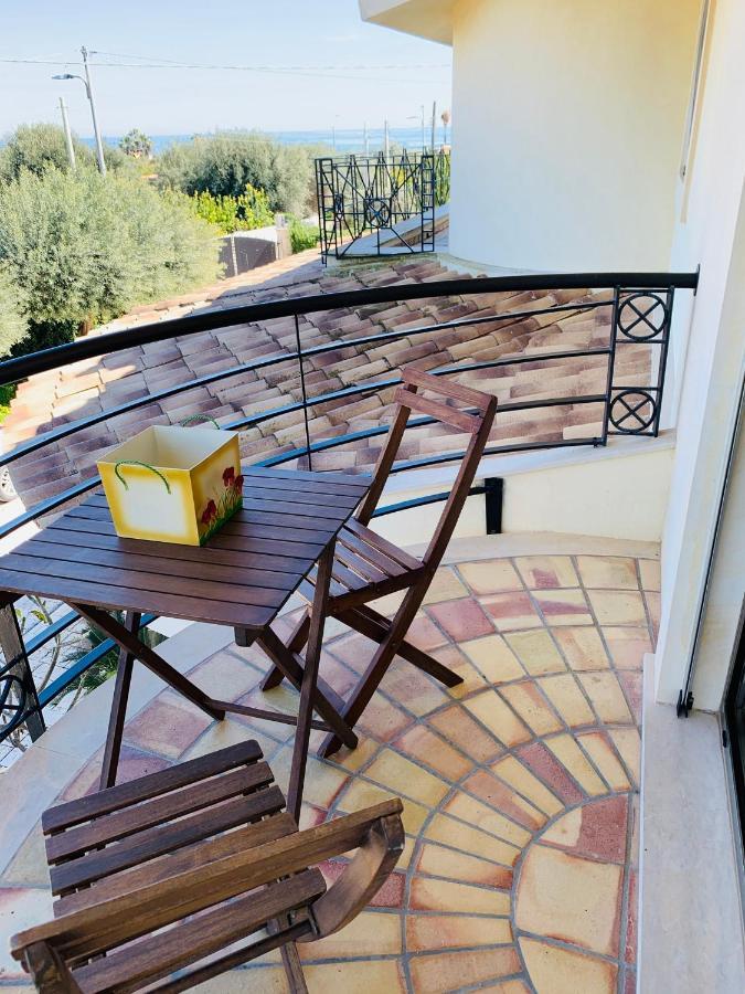 Sicilynice Avola Buitenkant foto