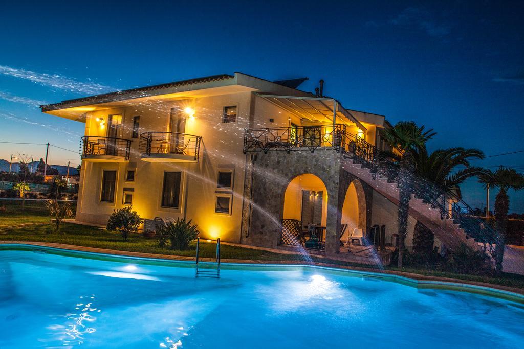 Sicilynice Avola Buitenkant foto